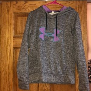 Under Armour Sweatshirt